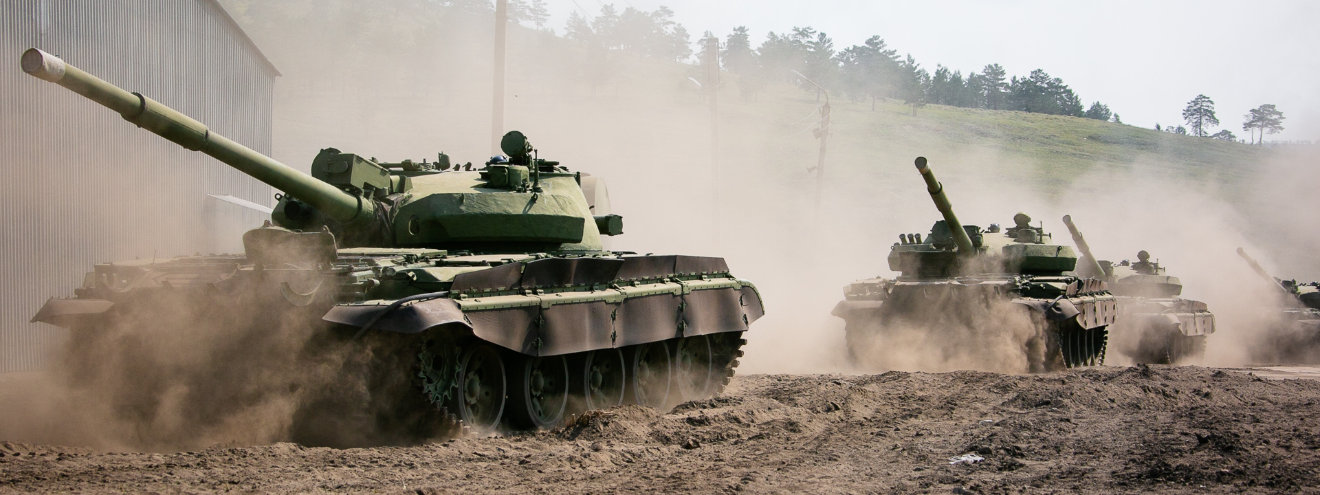 #PutinAtWar: Soviet Tanks Reactivated in Russia’s East