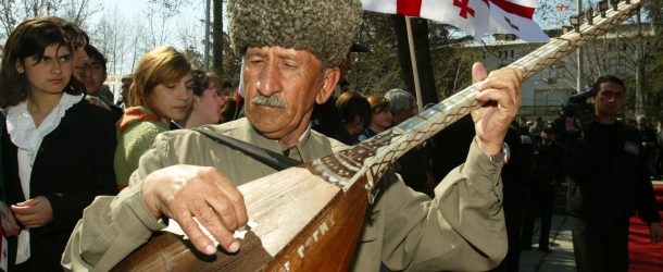 An Azerbaijani musician performs during Navruz celebrations in the Georgian town of Marneuli, March 21, 2006. (Source: Reuters/David Mdzinarishvili)