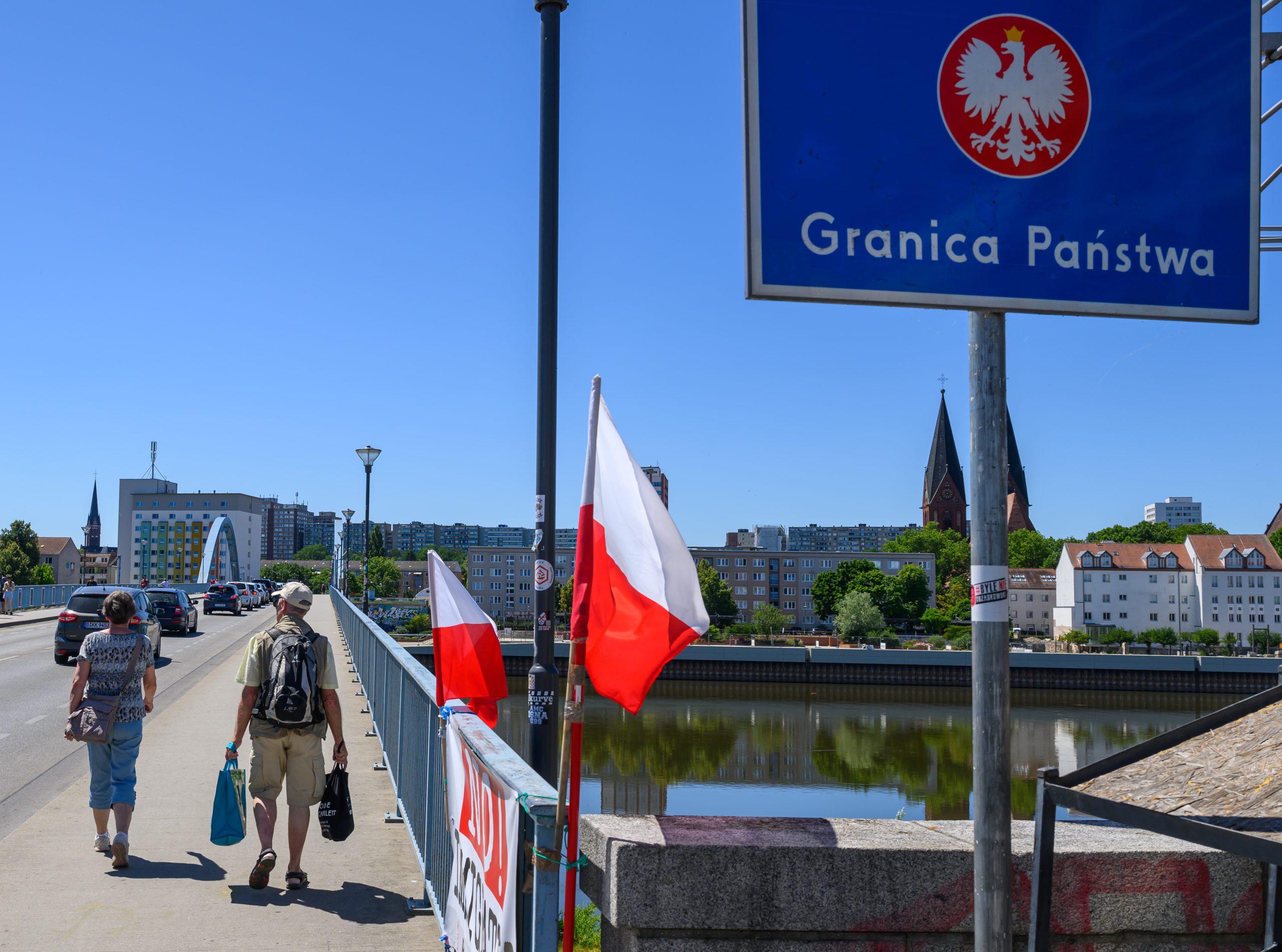 Inauthentic networks fuel Poland’s border vigilante movement